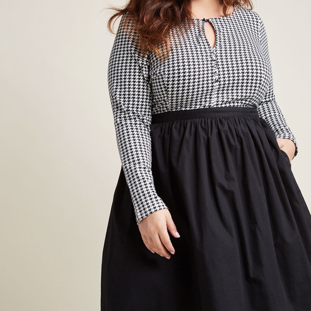 Modcloth Twice as Timeless Long Sleeve Dress EUC